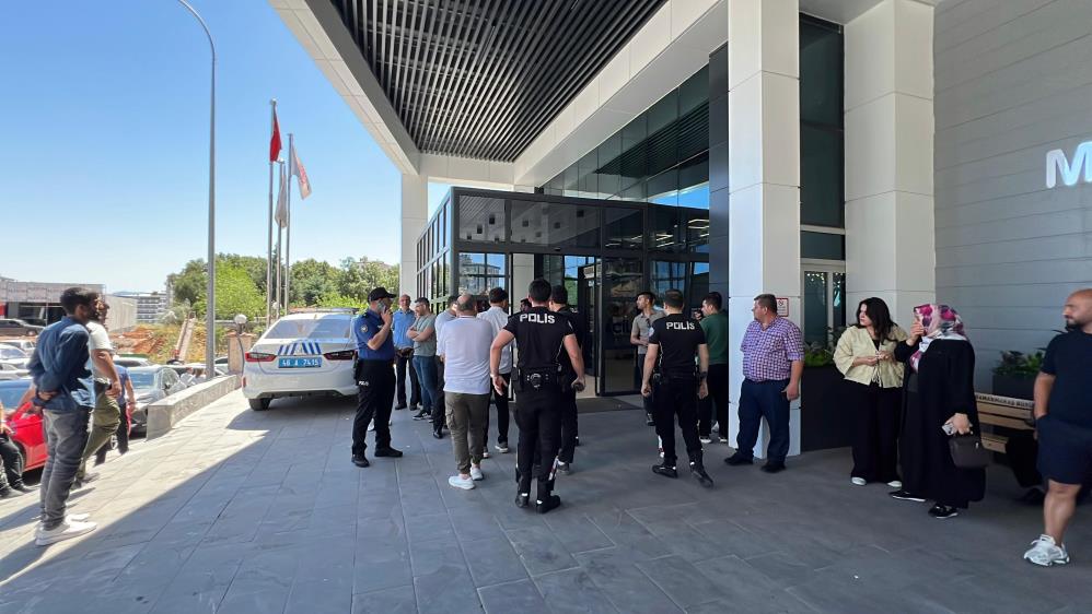 Ayrıldığı Tıbbi Sekreter Karısını Öldürdü (4)