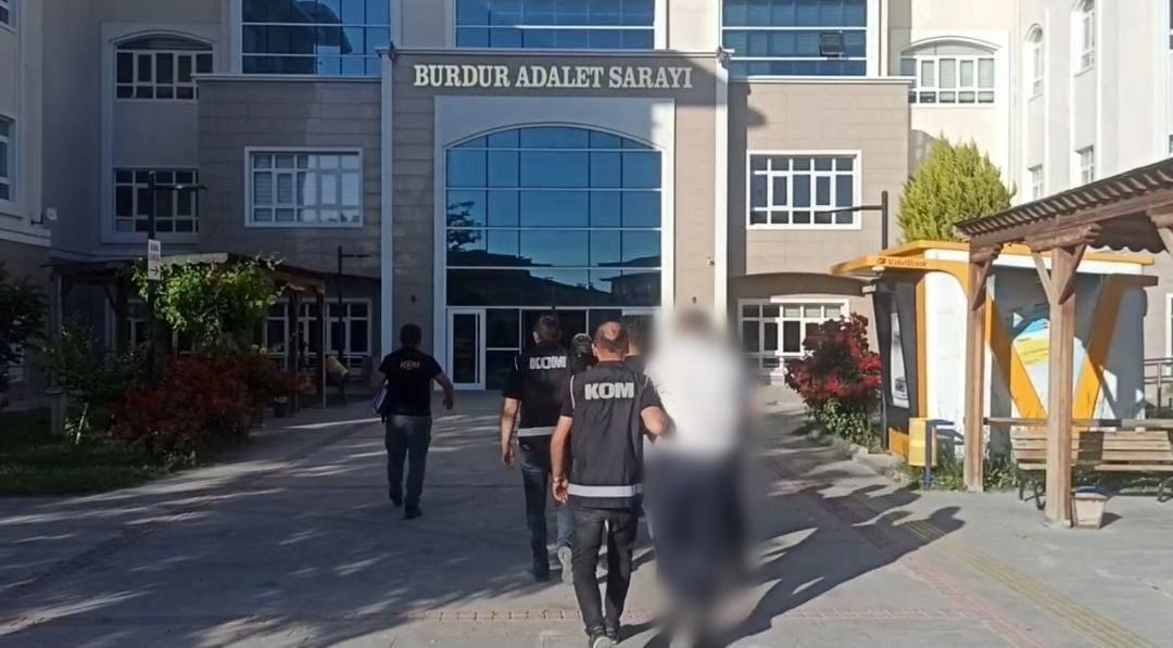 Burdur'da Rüşvet Operasyonu 5 Gözaltı, 2 Tutuklama! (2)