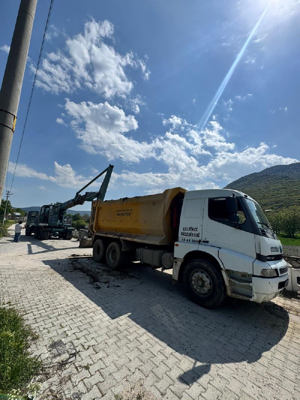 Celtikci De Sel Felaketleri Icin Onlem Temizlik Islemleri Yapiliyor 0Rc B7