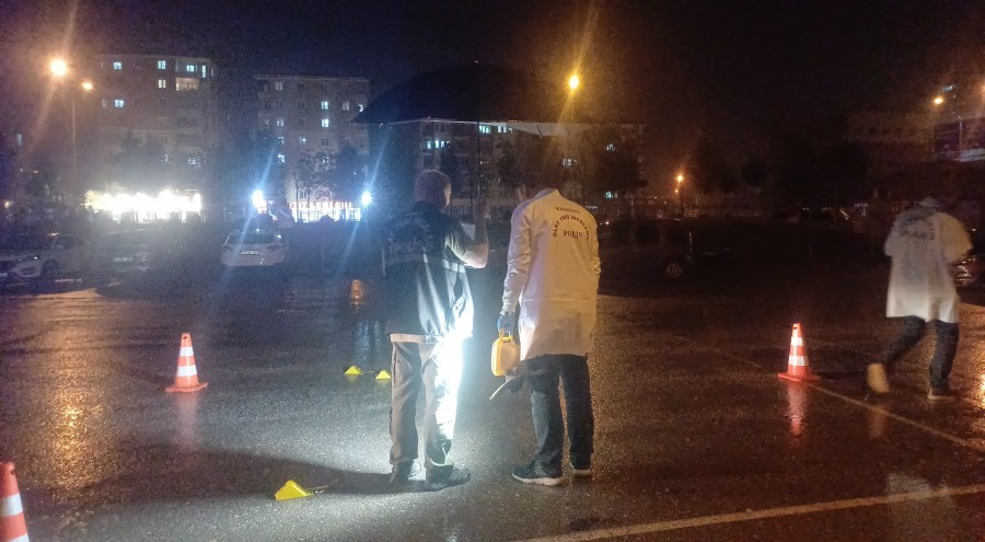 Dünürler Arasında Silahlı Çatışma! Baba Ve Oğul Hastanelik Oldu1