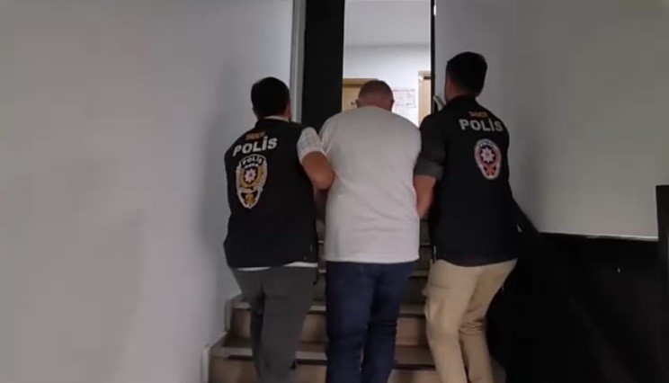 'Evde Ek Iş Vaadiyle 100 Milyon Liralık Vurgun (2)