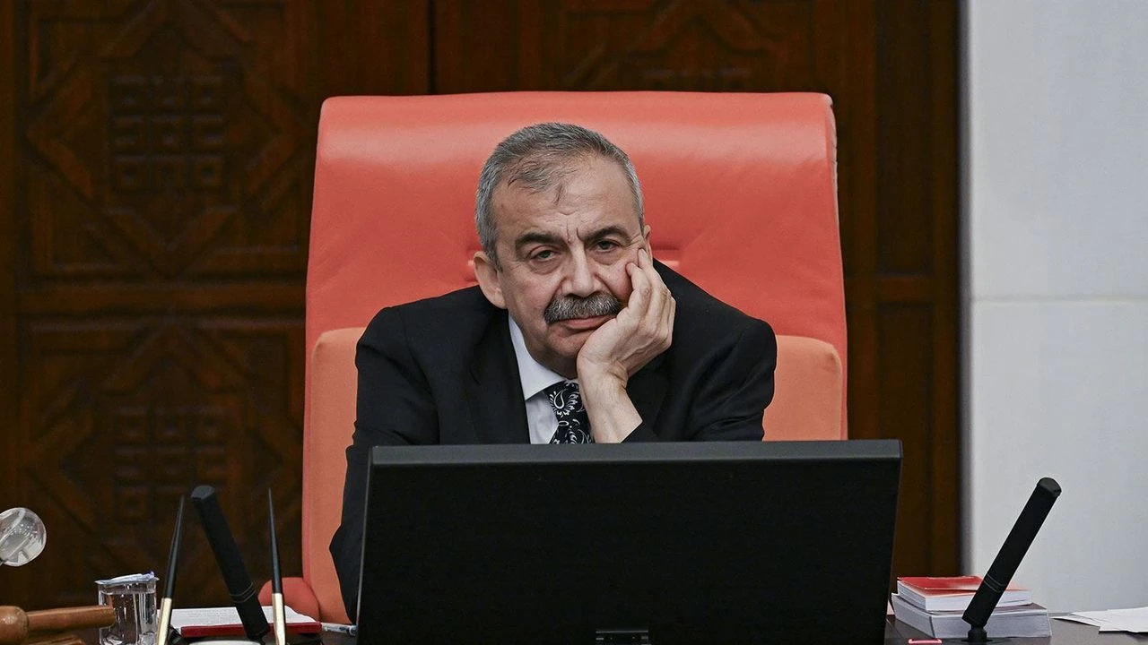 Sırrı Süreyya Önder Kimdir, Nereli, Hastalığı Neyd3