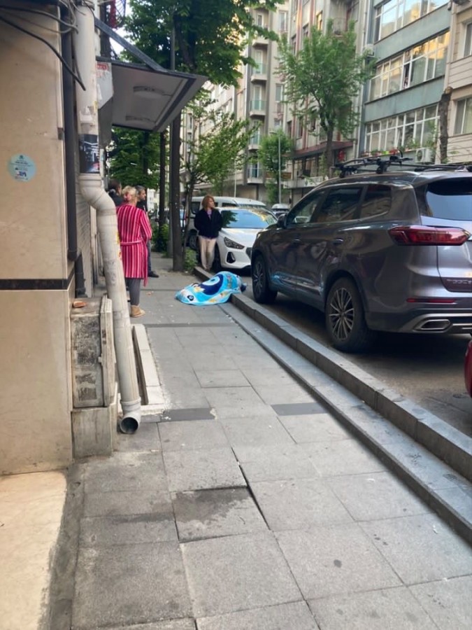 Sokak Ortasında Infaz Kadın Haykırdı, Kimse Yardım Edemedi 3